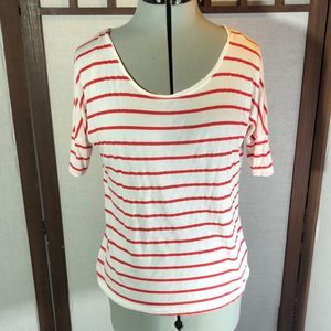 Forever 21 red and white striped scoop neck t-shirt sz S